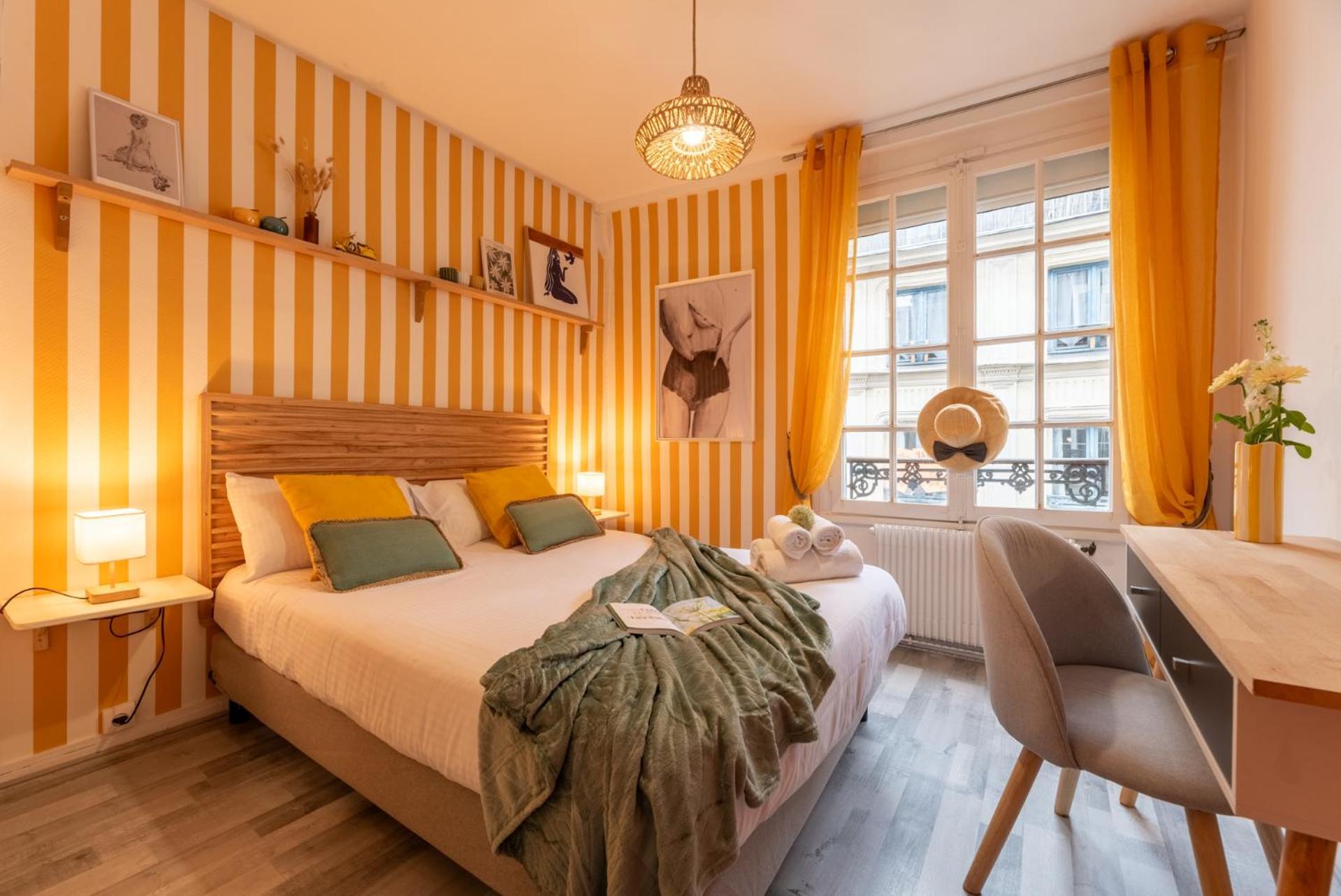 Apartment Olympe By Kleidos, 4p, Rue Calme, Centre Historique, Proche Gare